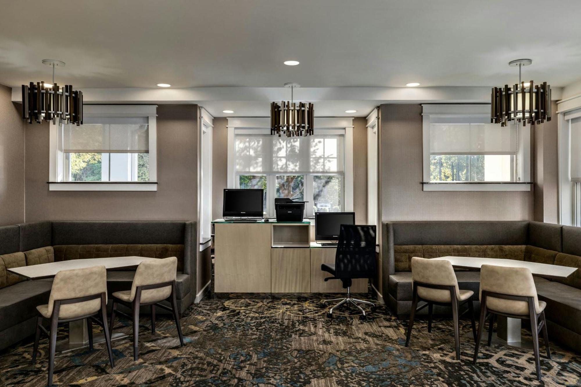 Residence Inn By Marriott Richmond Chester Woodvale Exterior foto